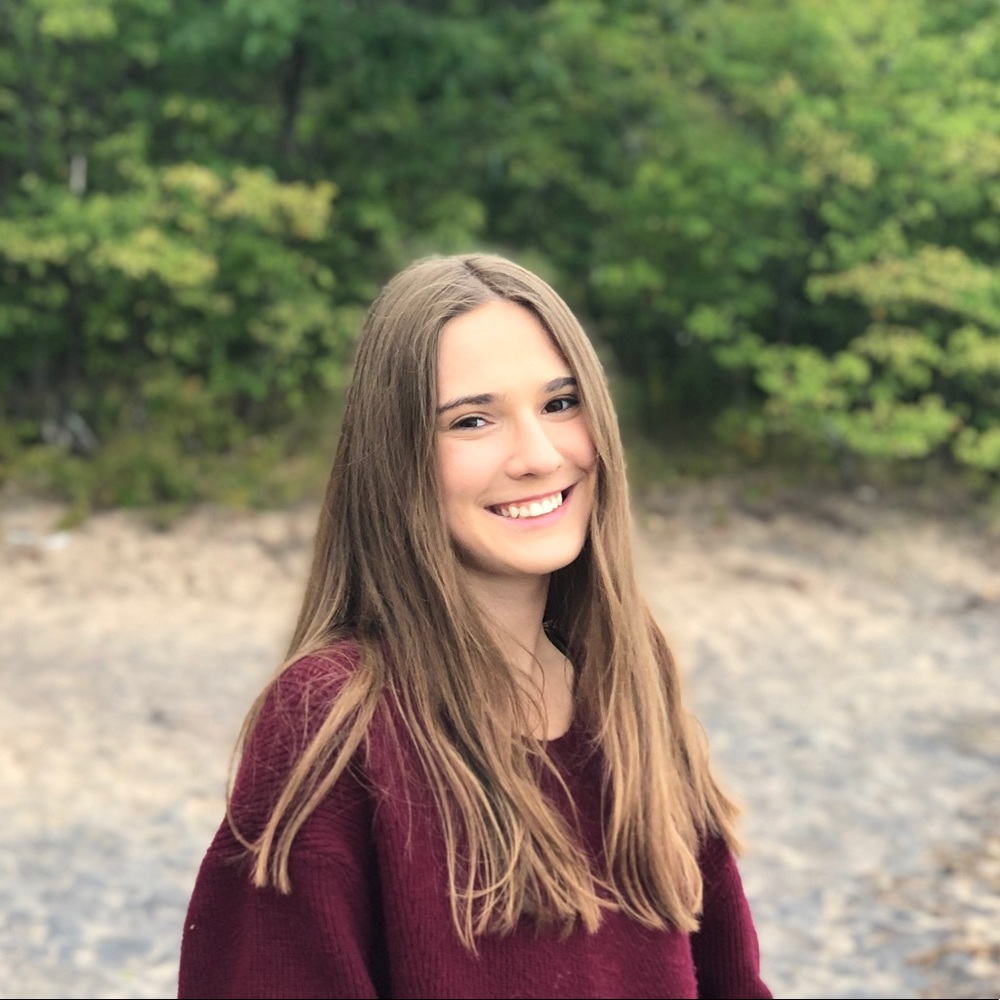 Meet your Posher, Maria